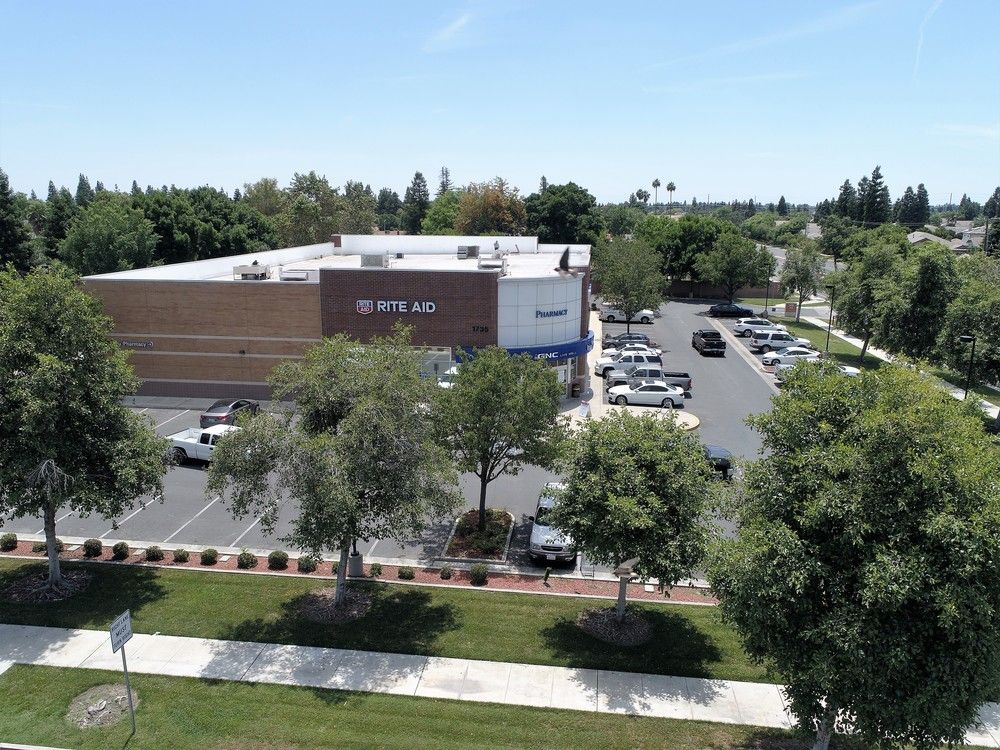 PRIME Net Leased Investment - Rite Aid: 1735 E Walnut Ave, Visalia, CA 93292